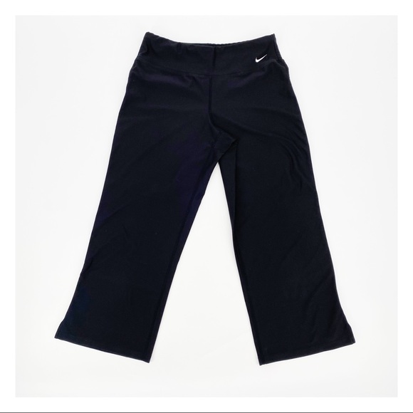 Nike Pants - Nike Fit Dry Capri Length Yoga Loungewear Leggings Size Small Black